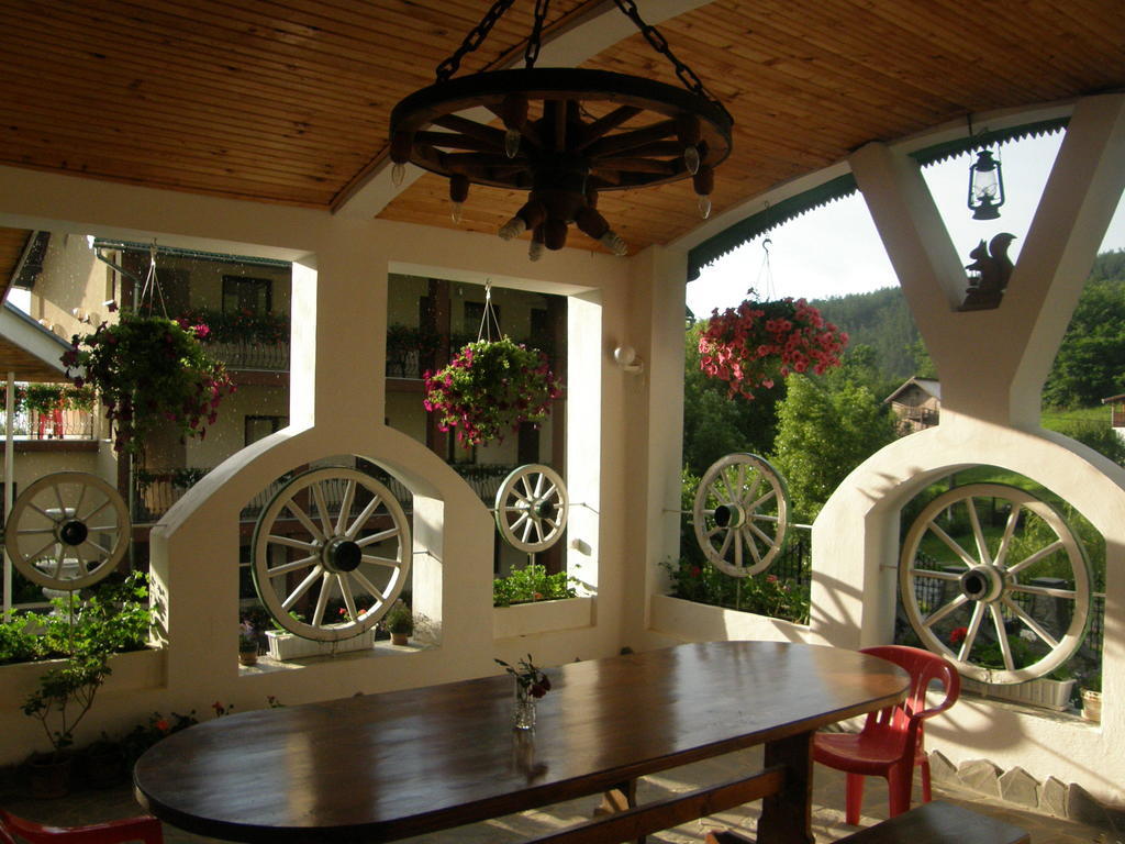 Mokus Panzio Bed and Breakfast Bicfălău Εξωτερικό φωτογραφία